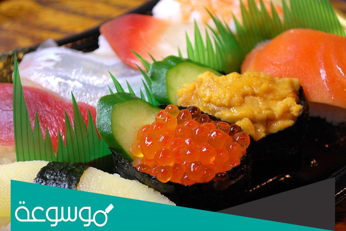 السوشي هو طعام نشأ في اي بلد